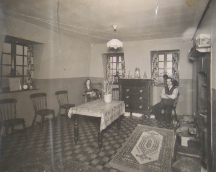 Interior Athlone cropped